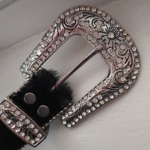 b.b. simon Black Leather Cowhide Belt 41 1/2"